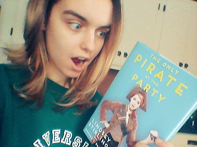 My fav book ever.I'm just waiting for my personalized one😊😊 #theonlypirateattheparty @LindseyStirling @BrookePassey