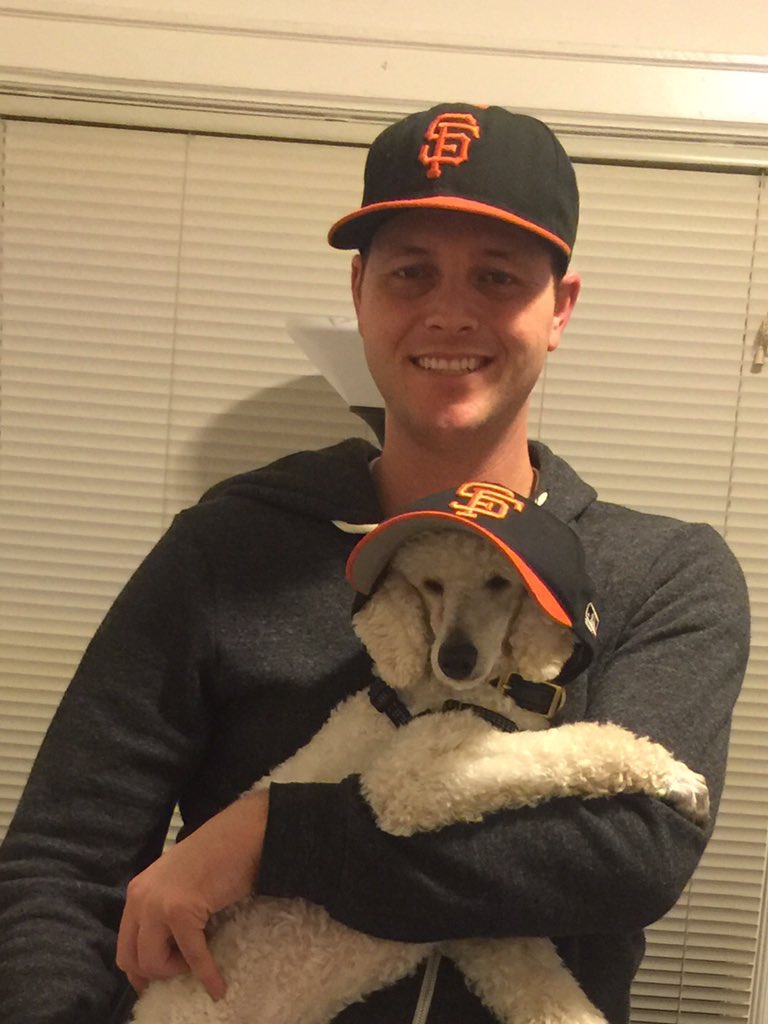 Walker and <a href="/DavidSchmidt28/">David Schmidt</a> are ready for <a href="/SFGiants/">SFGiants</a> season to start! #DoggyDateNight