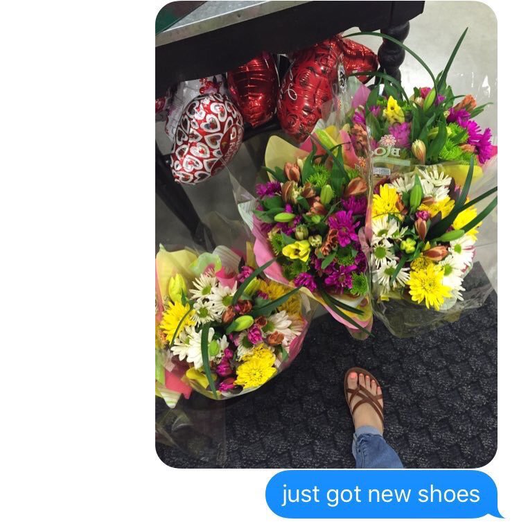 crazylifefacts_'s tweet image. Me dropping hints like...