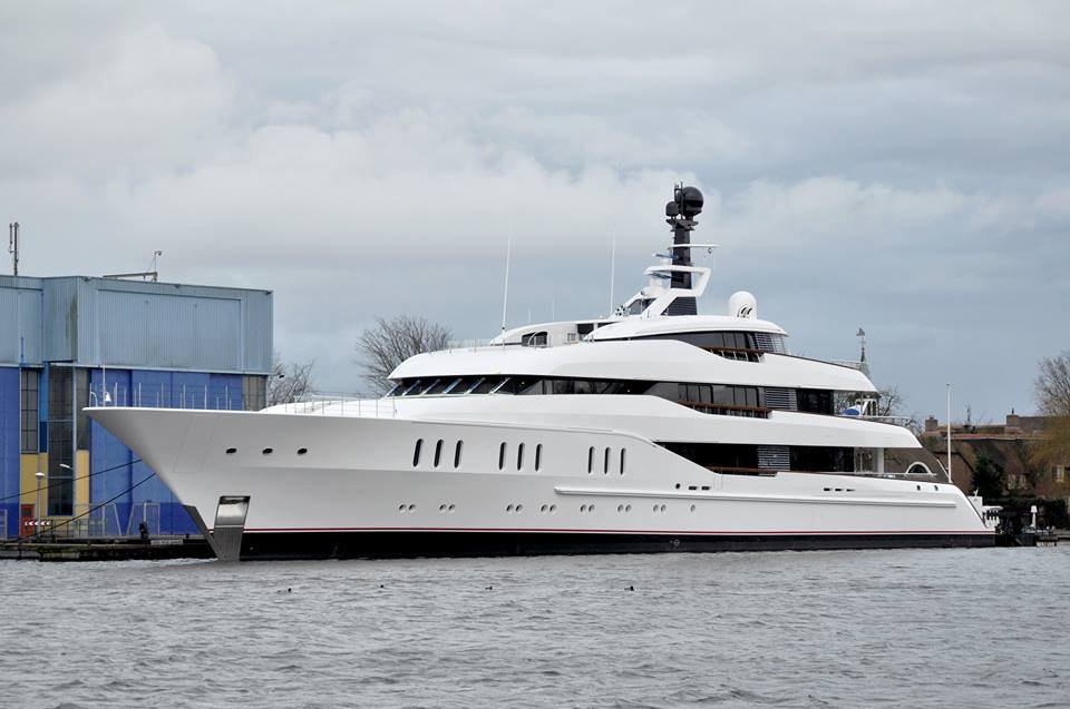 captdh's tweet image. Feadship 809 out of the shed ready to go home to the Bahamas. Next month helicopter on foredeck.