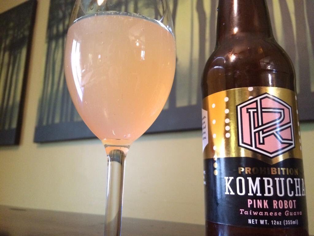 MNFoodPorn's tweet photo. This stuff is great! @RealKombucha #mnbrew https://t.co/GTPFbGLIeY