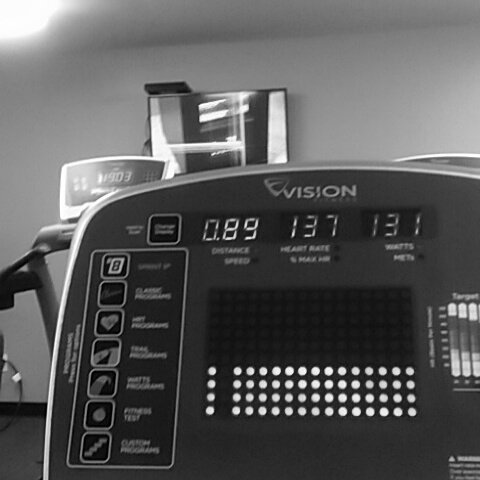 Nevil_Anderson's tweet photo. Cardio & hockey. @redwings lets go boys. #lifestyle #monstersintraining #monsterarmymovement @monsters_in_training https://t.co/6hC5eN0v4j
