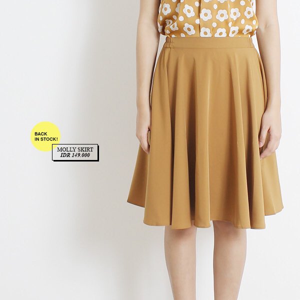 Back in stock! Molly skirt available in brown color, get it now for 149K!