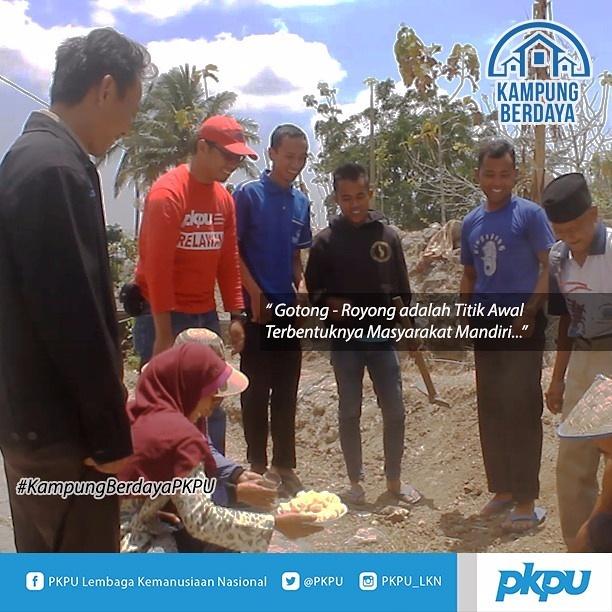 #KampungBerdayaPKPU Gotong Royong adlh titk awal trbentknya Masyarkt Mandiri <a href="/agungnw_pkpu/">Agung Notowiguno</a> <a href="/yayak80/">SocialEnterpreneur</a> <a href="/tomyhendrajati/">Kemanusiaan-MoveOn</a>
