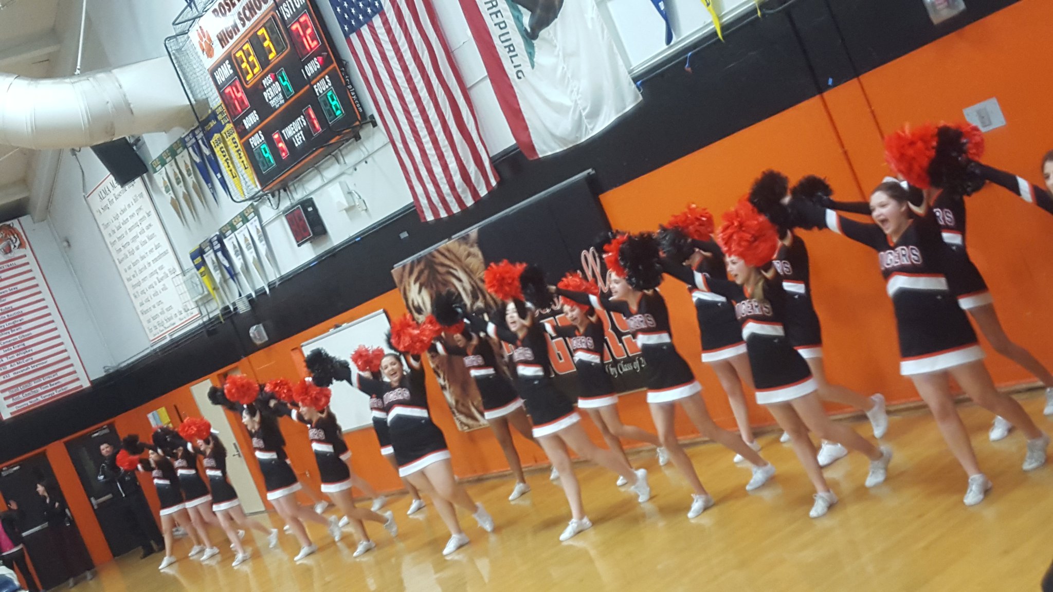 Roseville Cheer on Twitter "Love these JV games! RosevilleBasketball