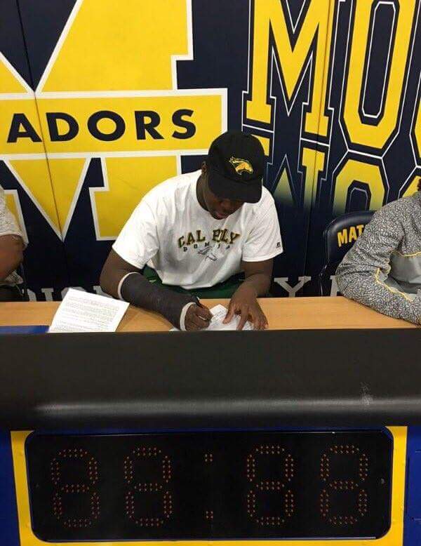 DollahDae's tweet photo. My little big cousin @BigZay2016 just signed a full scholarship to @CPMustangs #IsaiahJones https://t.co/uPJ6Hdktc2