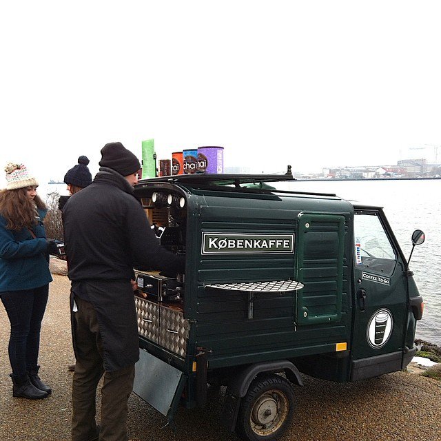 ClaritaMoralesL's tweet image. Feliz jueves, qué bien sienta un café calentito para comenzar el día 💙 #kpus #excursionesfindecurso