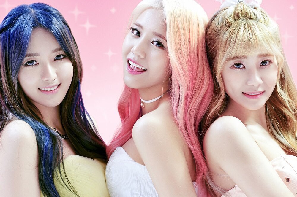 FNCFamily_ent's tweet photo. #AOA CREAM <질투나요 BABY>
3 CREAM FLAVORS TEASER 
#0212 #AOACREAM #에이오에이크림 #유나 #혜정 #찬미 #에이오에이 #질투나요BABY #ImJellyBaby https://t.co/fg8Bz6ut07