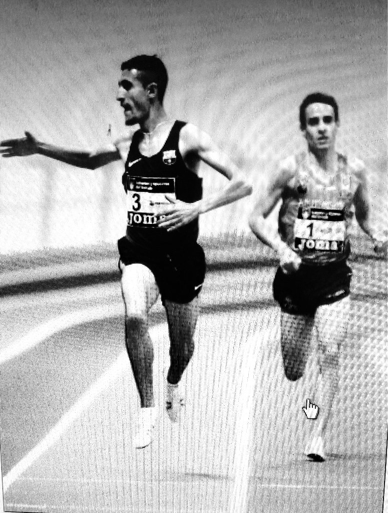 Un atleta para que llegue a su sueño tiene que entrenar cada día cada mis cada año # atletismo son años # ( HMD )