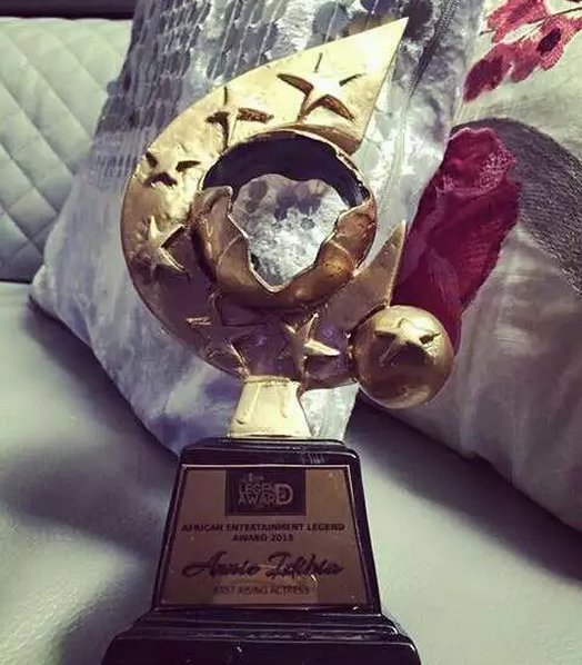 siriusblack256's tweet photo. @2faceidibia Idibia’s wife wins African Entertainment Legend Award -#ConsultUgZabantu #BeraMuClass https://t.co/0edwjZnj2l