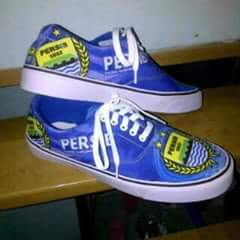 Nonk_chubby's tweet image. Sepatu persib IDR 160.000 minat ?? Sms ke 087828633306 pin BB:281BD850