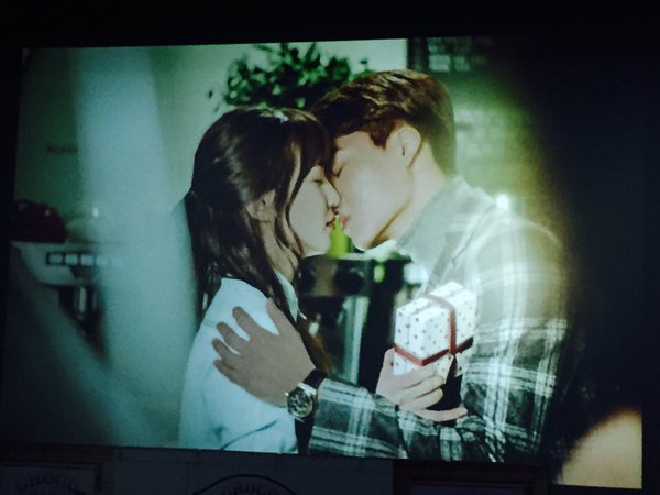 _Kyungsoo_lover's tweet photo. You slow down, then you speed up /flips the table/ https://t.co/hZaxekG6f0