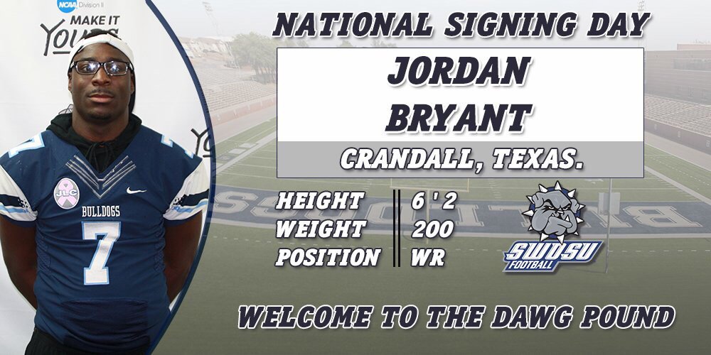 SkysTheLimitWR's tweet image. Congrats on achieving a major goal. Now let&apos;s finish it. 
#NextLevelWork
#Coach Hooks-WR
@_jordan7bryant
