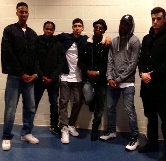 Jor_Henry's tweet photo. Can't tell the difference between the @cavs and @RyersonMBB right now https://t.co/askHUHQZvc