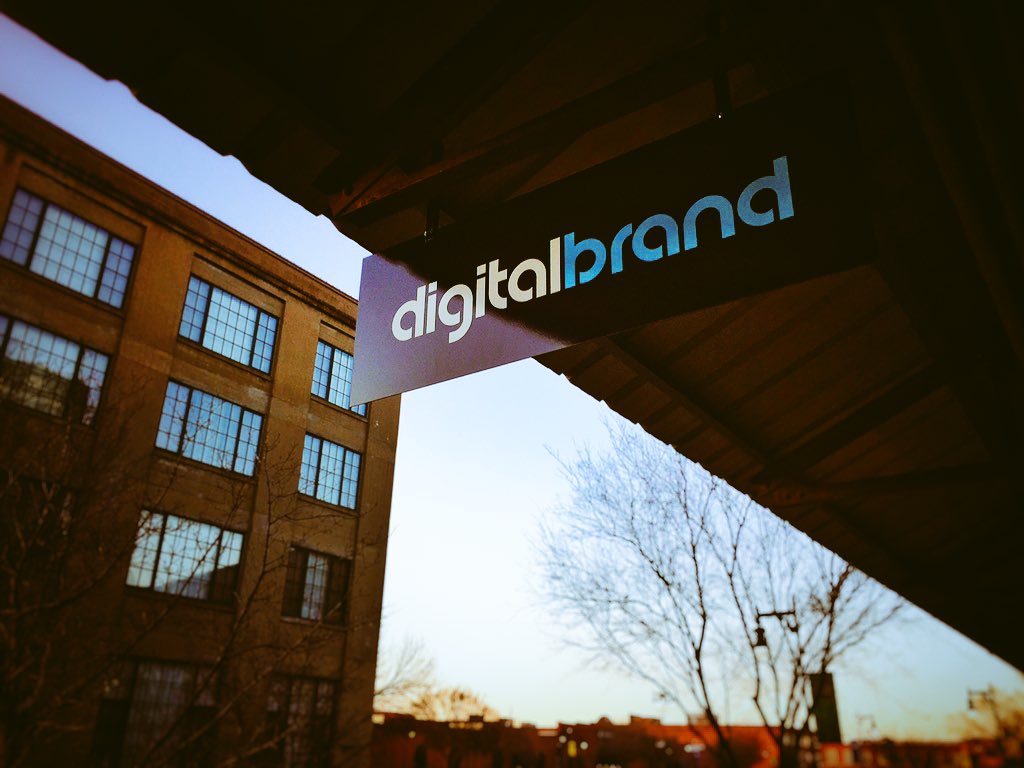 Got our new sign hung today! Thanks <a href="/jacqueinc/">Jacque Waite</a> <a href="/GabeJuhnke/">Gabe Juhnke</a> &amp; @RikDubiel for connecting us with <a href="/SignsDesignLLC/">Signs and Design</a>