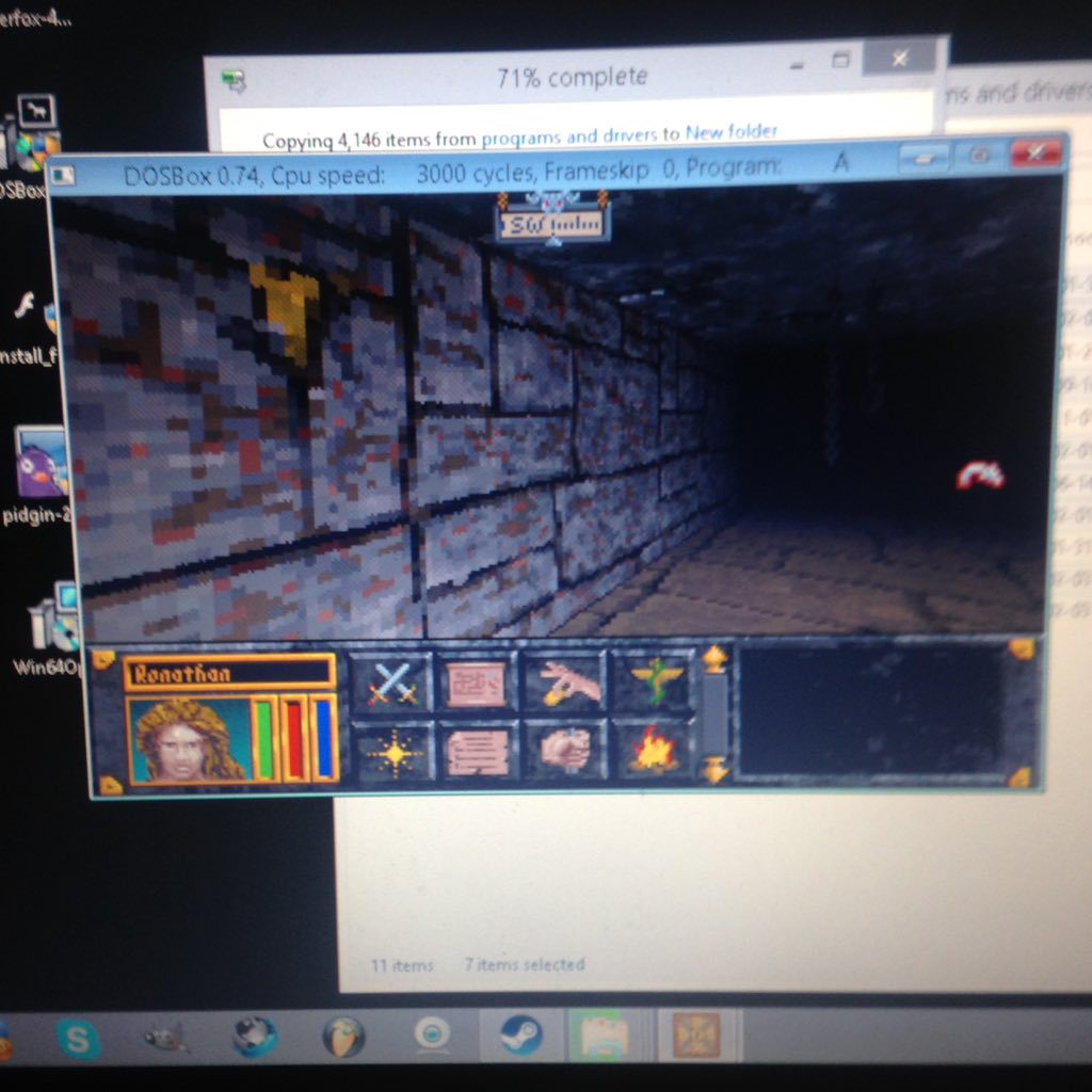 Nice_Reindeer's tweet photo. Yay! I got some #dos games to play :D back to #elderscrolls https://t.co/9RQAVpeAaK