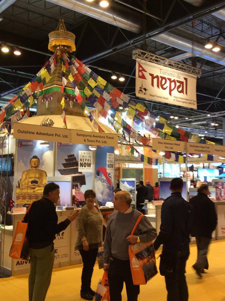 honeyguideapps's tweet photo. Bouddhanath statue themed Nepal stall wins 'Best Stand' at FITUR 2016 #nepalnow https://t.co/G04s6xwLC6 #HGapps https://t.co/ldVHiMvX5c