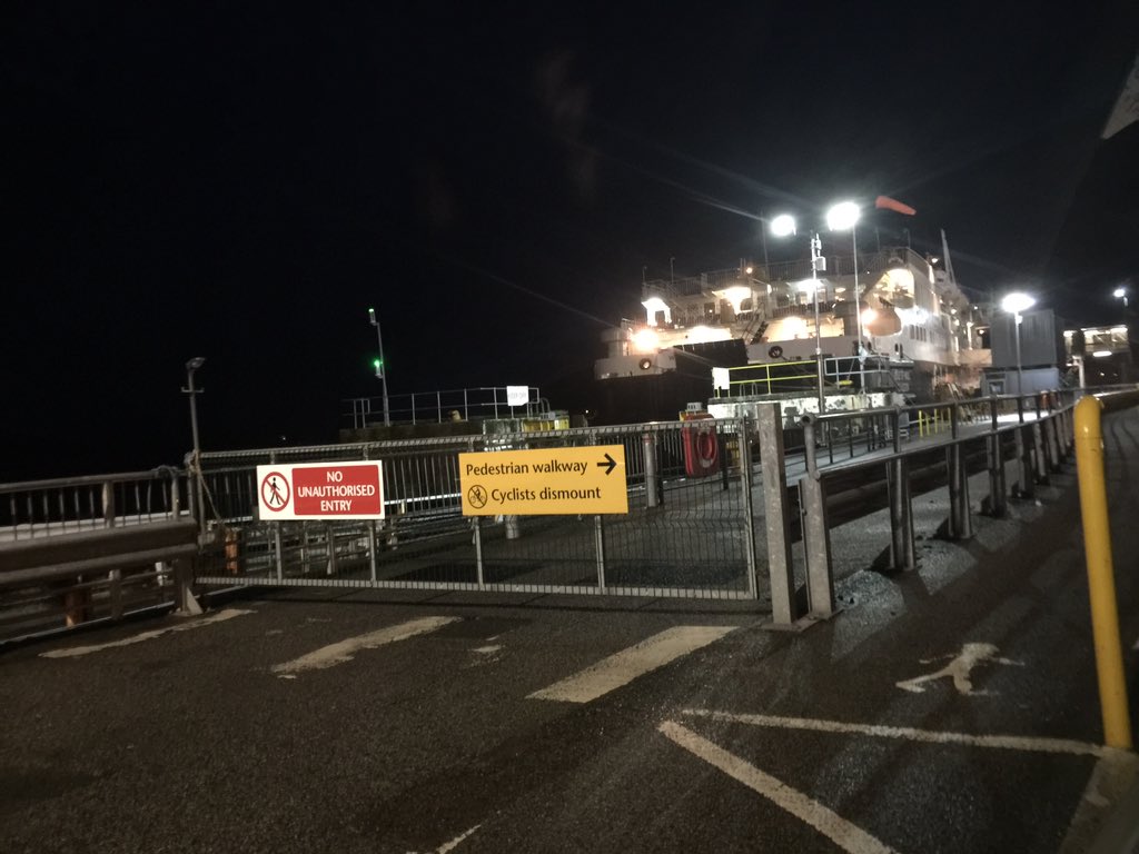 aglarchitect's tweet photo. @CalMacFerries @CalMac_Updates the best commute to work ever#isleofmull https://t.co/rvoRfuThp7