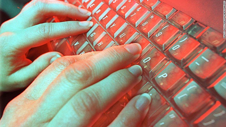 First on CNN: U.S. investigators find proof of cyberattack on Ukraine power grid cnn.it/1NRupFS