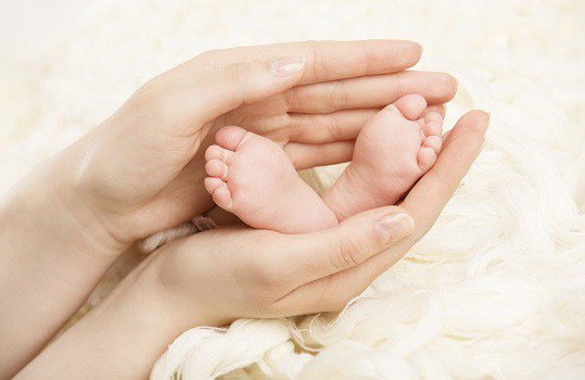 Attenzione mamme ai calzini per neonato con sonaglio