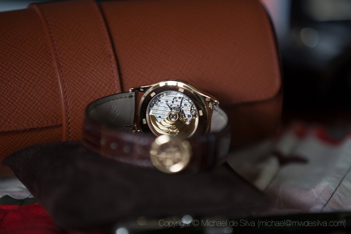 bsodmike's tweet photo. Stunning #auction #grade #patek #patekphilippe #calatrava #forsale #lnib #safequeen
https://t.co/MAyD2L0miC https://t.co/ksxmyZwJAC