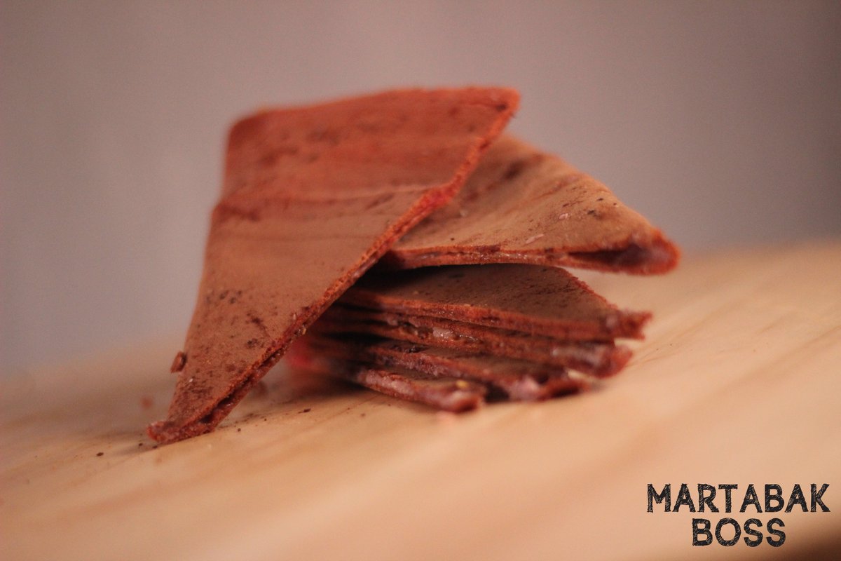 YUHUUUUU.....!!! Ada yang baru dari tipker series. Martabak red velved white choco. #martabak #martabakboss #kuliner