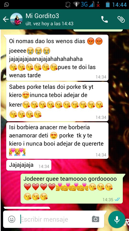 SabinaCG98's tweet photo. Que venga de trabajar y me diga esto, me alegra los dias este niñoo @julioblancobar tequieroo tanto tanto 😍😘❤💏 https://t.co/6GMZw2q5g1