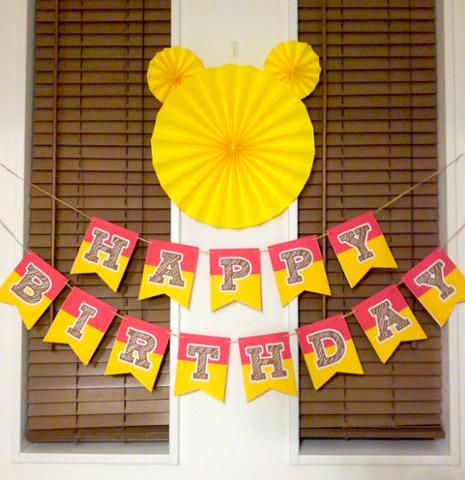 Happy Birthday Project公式 来月の息子の誕生日パーティーは くまのプーさんがテーマ 今日から飾り作り開始です プーさん ディズニー Pooh Disney パーティー ガーランド 誕生日 Diy ペーパークラフト ペーパーファン T Co