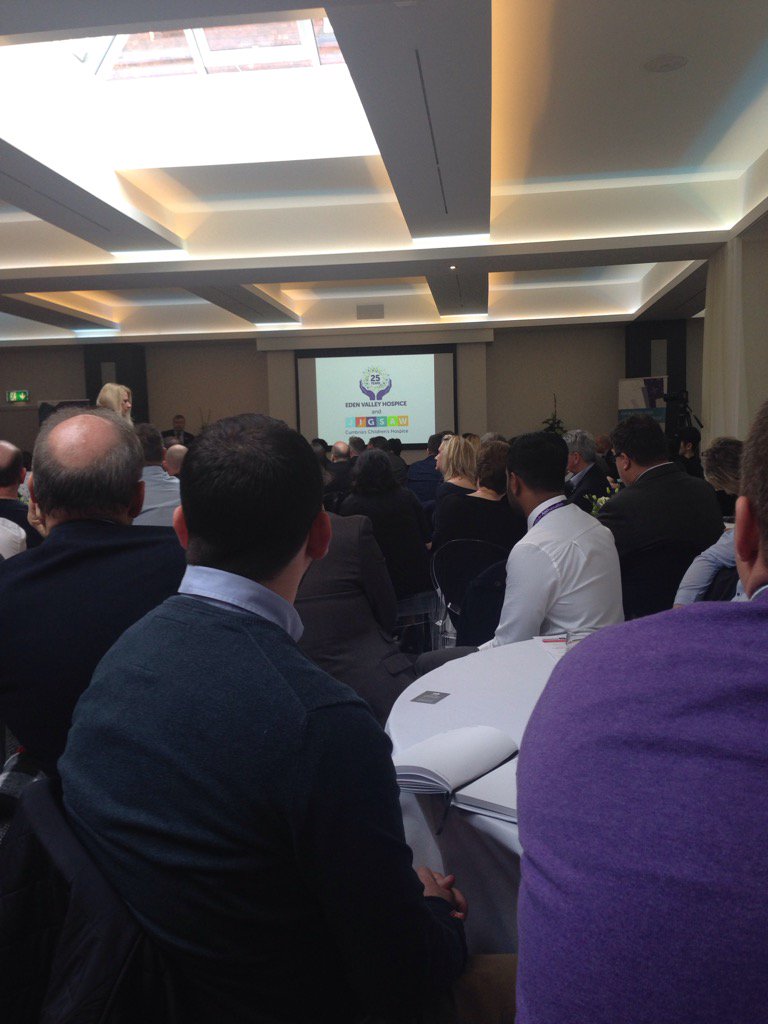 KJacksonCumbria's tweet image. Celebrating the work of Eden Valley Hospice. Going for world record #pombom #carlisleambassadors