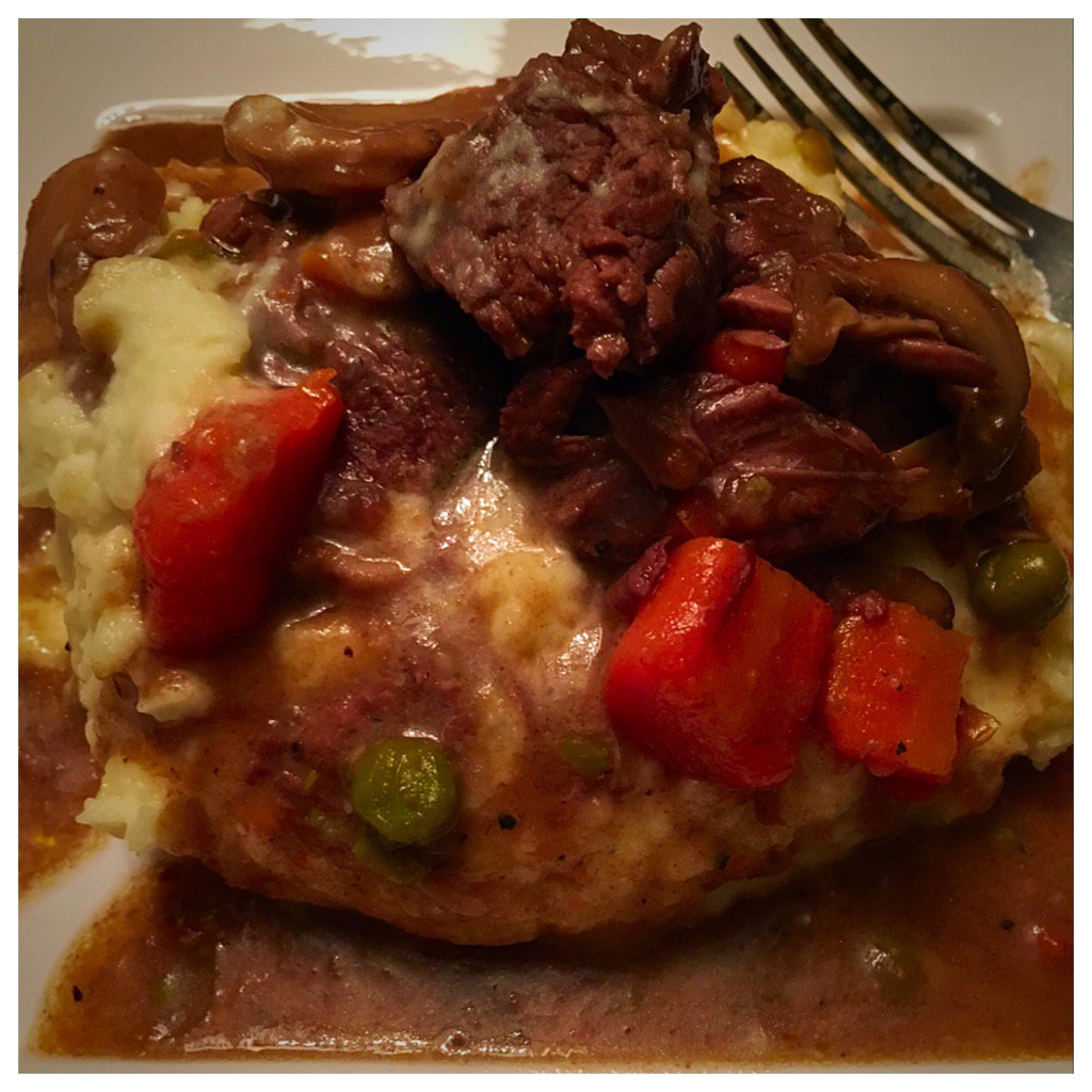 krmills11's tweet photo. #daubedebouef #bistrojeantyinspired #mashed https://t.co/AT3DUZuL2Q