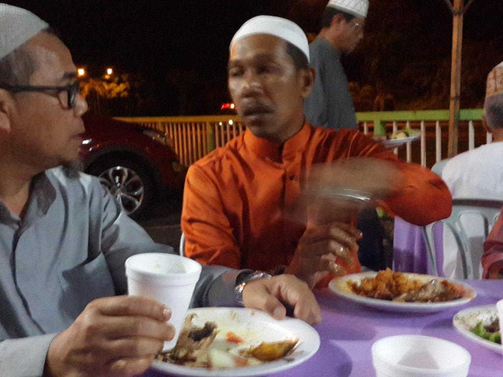 AanJaafar's tweet photo. Alhamdulillah.... bro yus majlis lancar https://t.co/zA23lhd1iL