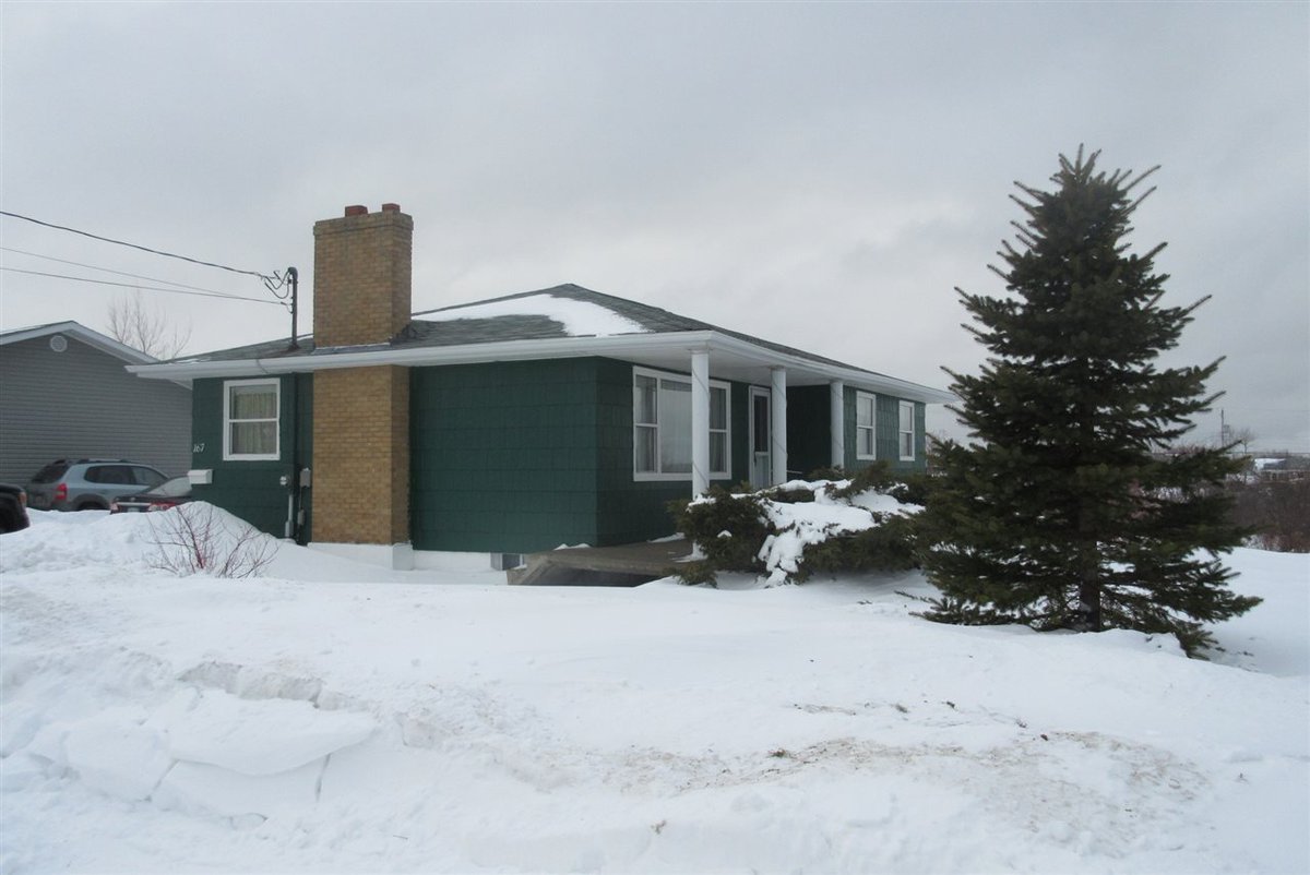 In recent years this home has received numerous upgrades! rem.ax/1ZZyNJR #realestate