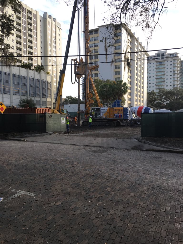 RDerekSmith's tweet photo. #cititower construction is buzzing along! Excited to see it go up! #downtown #orlando https://t.co/H20GZUzIdB