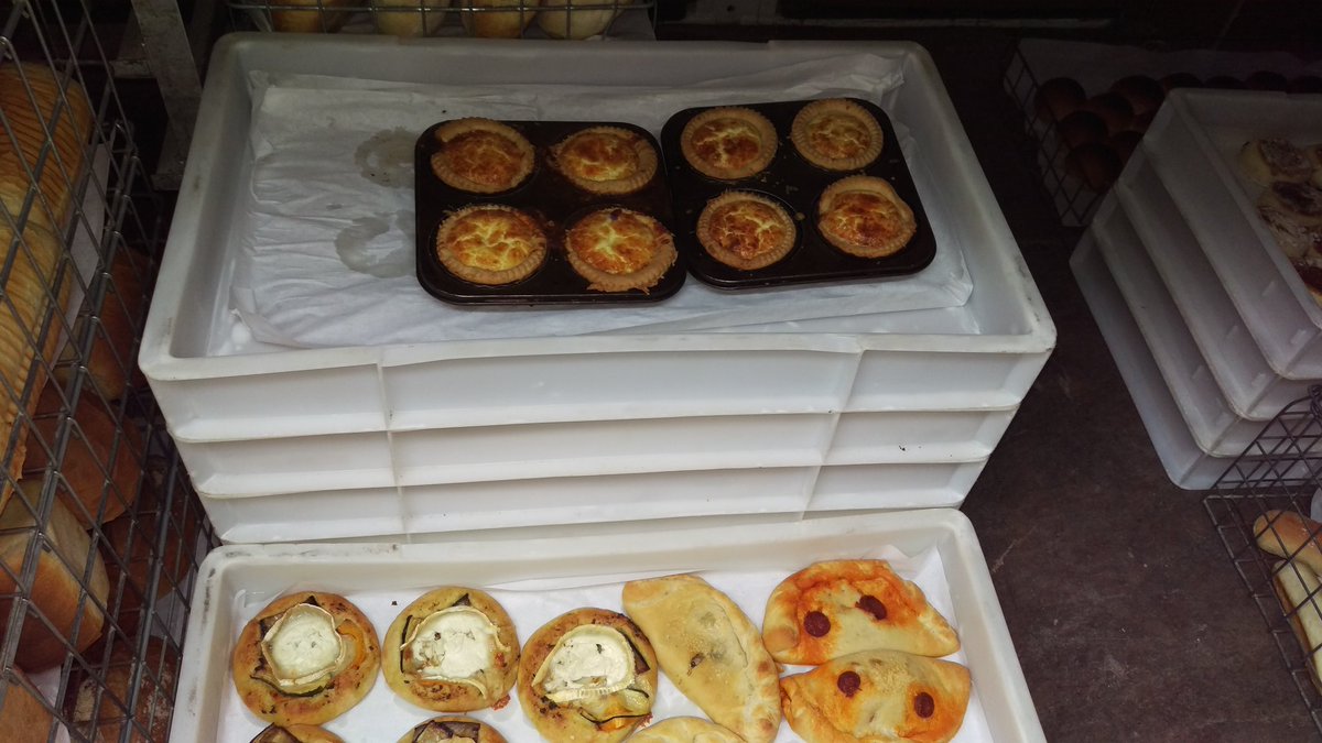 Red hot pizzolo, quiche &amp; calzone on way to hwest... yummy...