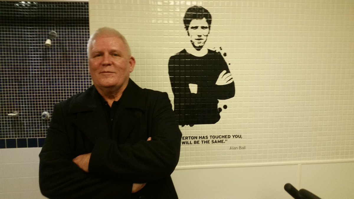 david_1980_EFC's tweet photo. This fella #AlanJudge no words to describe him. The best guy you'll ever know. #Happy60th @Everton @EvertonOptimum https://t.co/DYxCpBdHsl