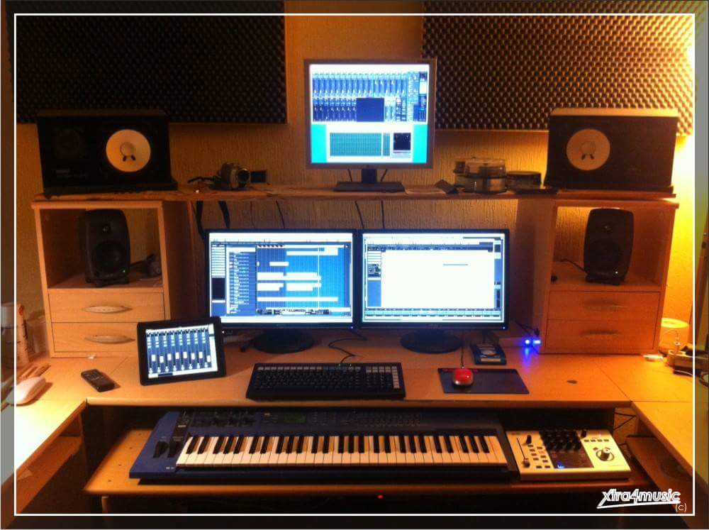 HTRMusic1's tweet photo. Endlich mal was gutes. 😀
Ein neuer Song ist in Arbeit...
#wenndumichsuchstichbinirgendwodadraußen
#htrmusic https://t.co/yKInCE9qRp