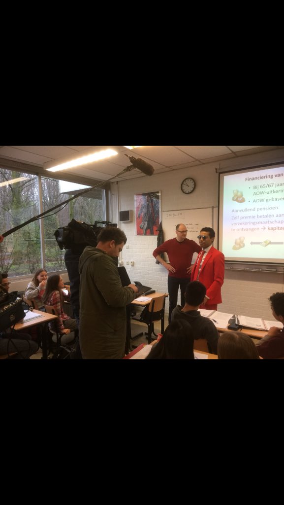 Vandaag werd op het Bekkers mr Stuifmeel verrast door het team van All you need is love! Opgegeven door leerlingen!