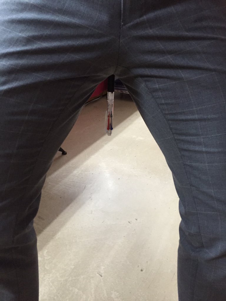 普久原 匠 Elements Co Ltd Twitter પર やばい 太ったなこりゃ ズボン破れた お尻のとこ ペンが入るくらい 穴空いた 太った ズボン 破れた ペン入る ショック ダイエット しないと いけんな こりゃ あかん T Co Aqzpydr8vy