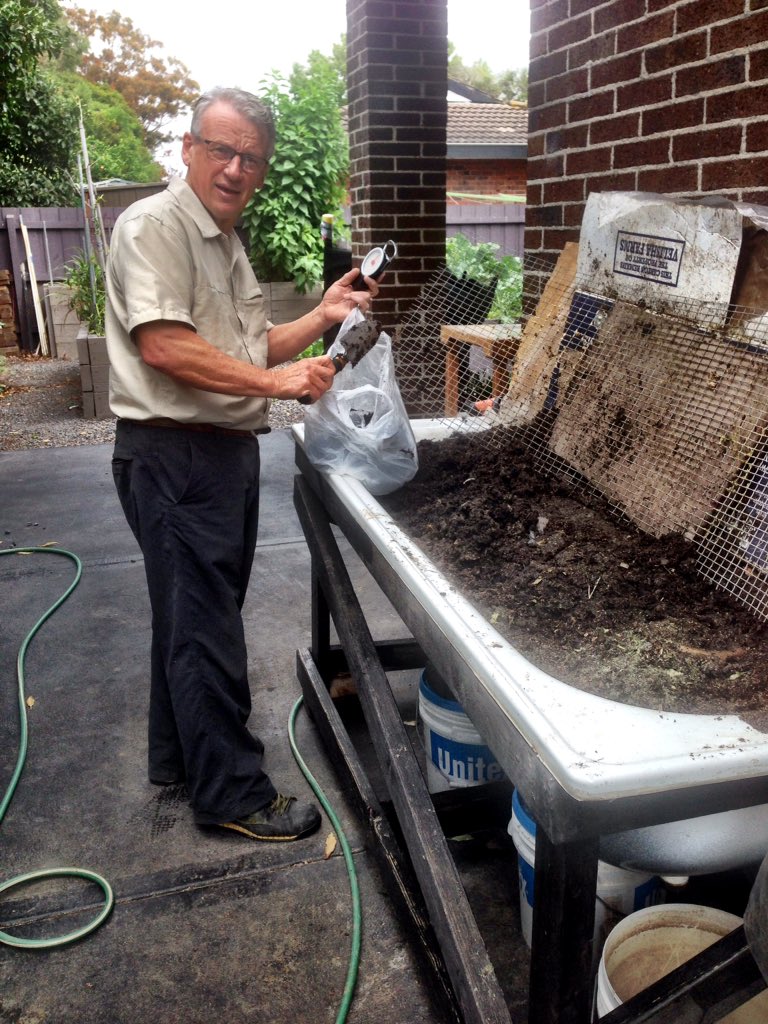 SPMS_Rowville's tweet photo. Obtained worms locally and with vegetable scraps from @RowvilleCK we're hoping to revitalize our #wormfarm #wormtea https://t.co/pRiM0Qaoae