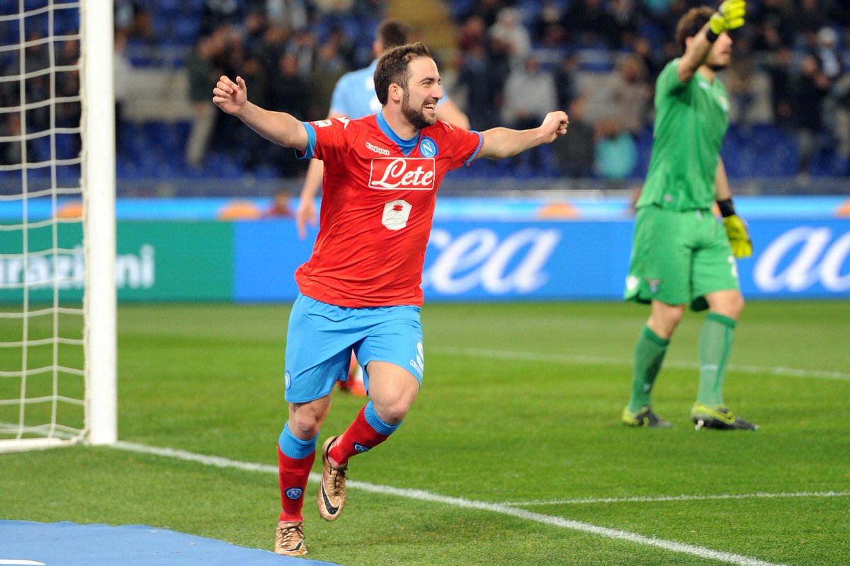 sscnapoli's tweet image. 53 punti dopo 23 giornate: è il nuovo record azzurro nell'era dei tre punti.
#LazioNapoli 0-2 @SerieA_TIM