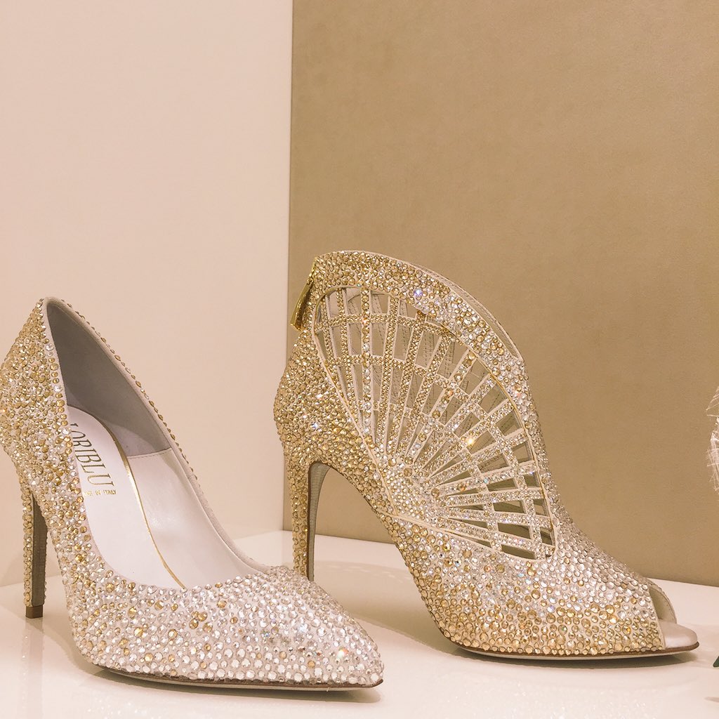 Perfect_Wedding's tweet photo. First stop of the day - checking out luxe heels at @Loriblu #bling #love #treat https://t.co/IveqOgZBcD