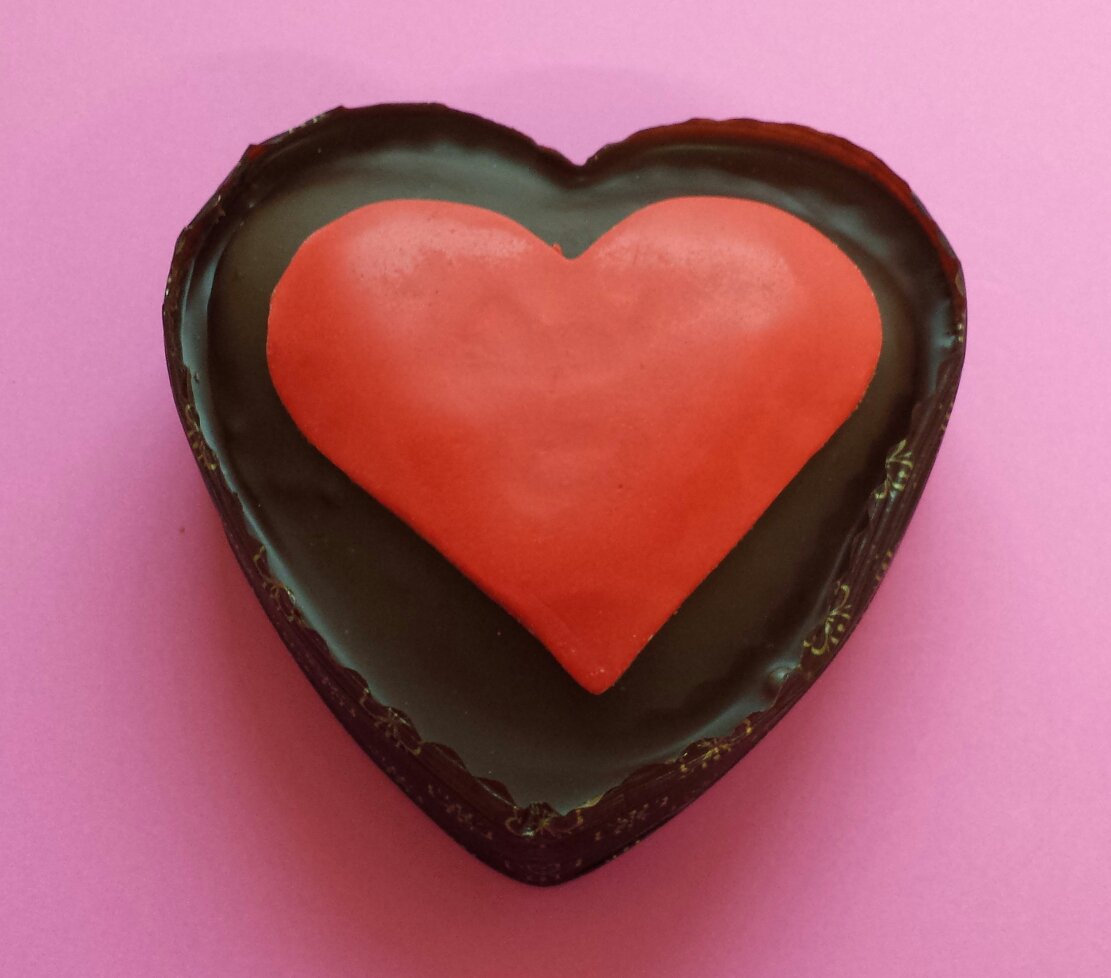 Countrycottageb's tweet photo. Valentine Products available in our shops from Monday 8th Feb. Ordering is advised <3
#ValentinesDay #Love #Hearts https://t.co/BsUlfIaKeR