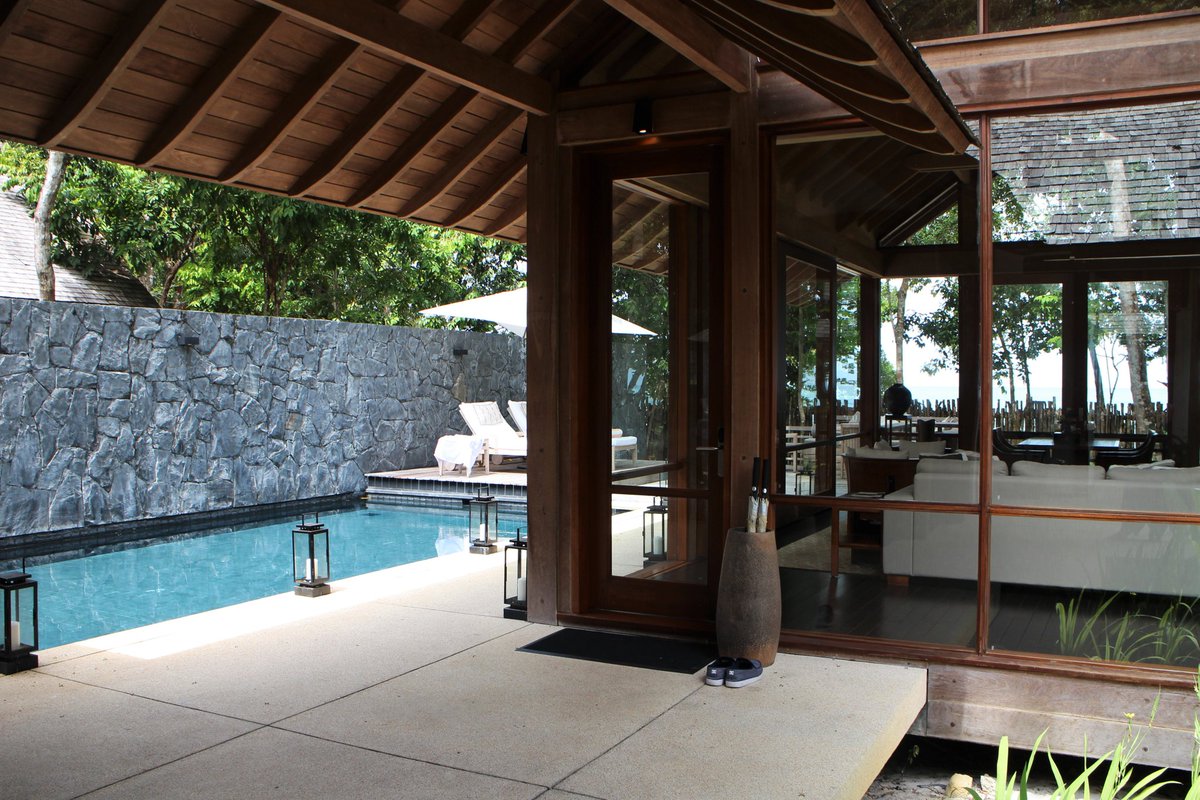 Maggie C tweet media