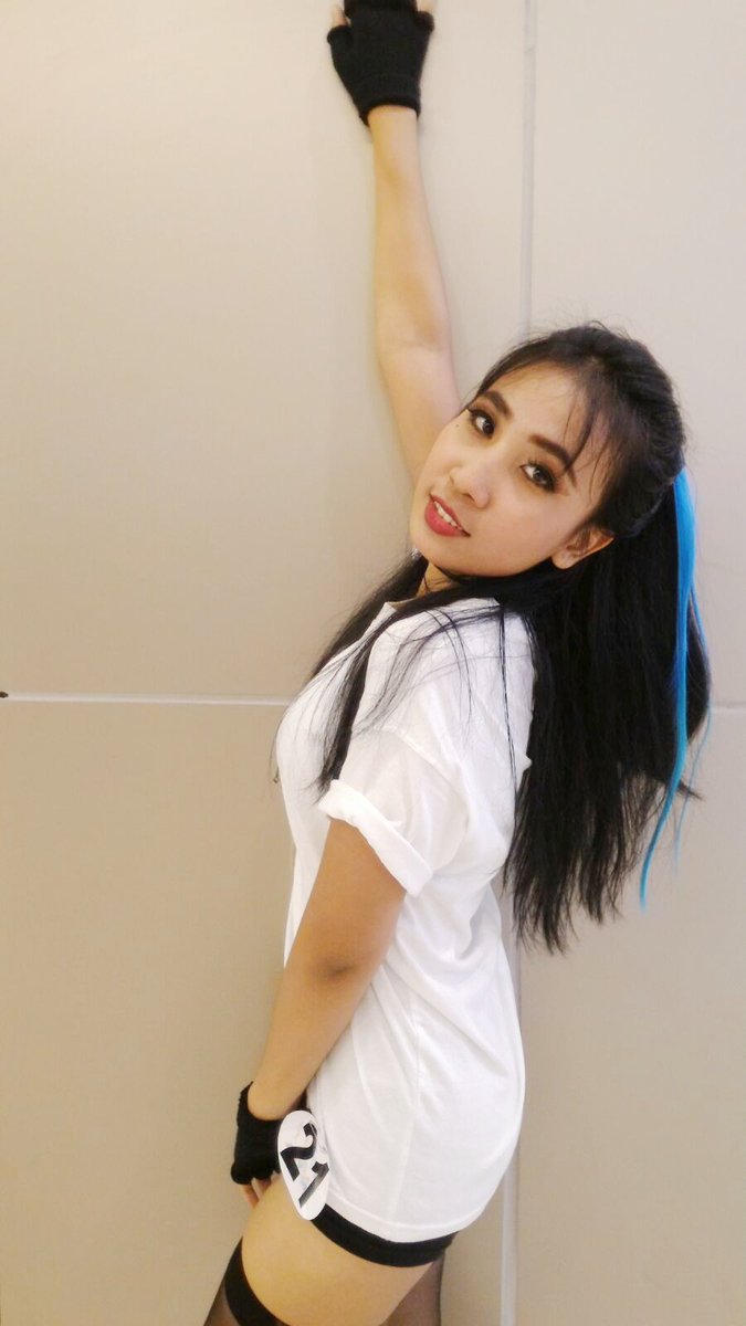 Merhyuna @Merlina_Andjani