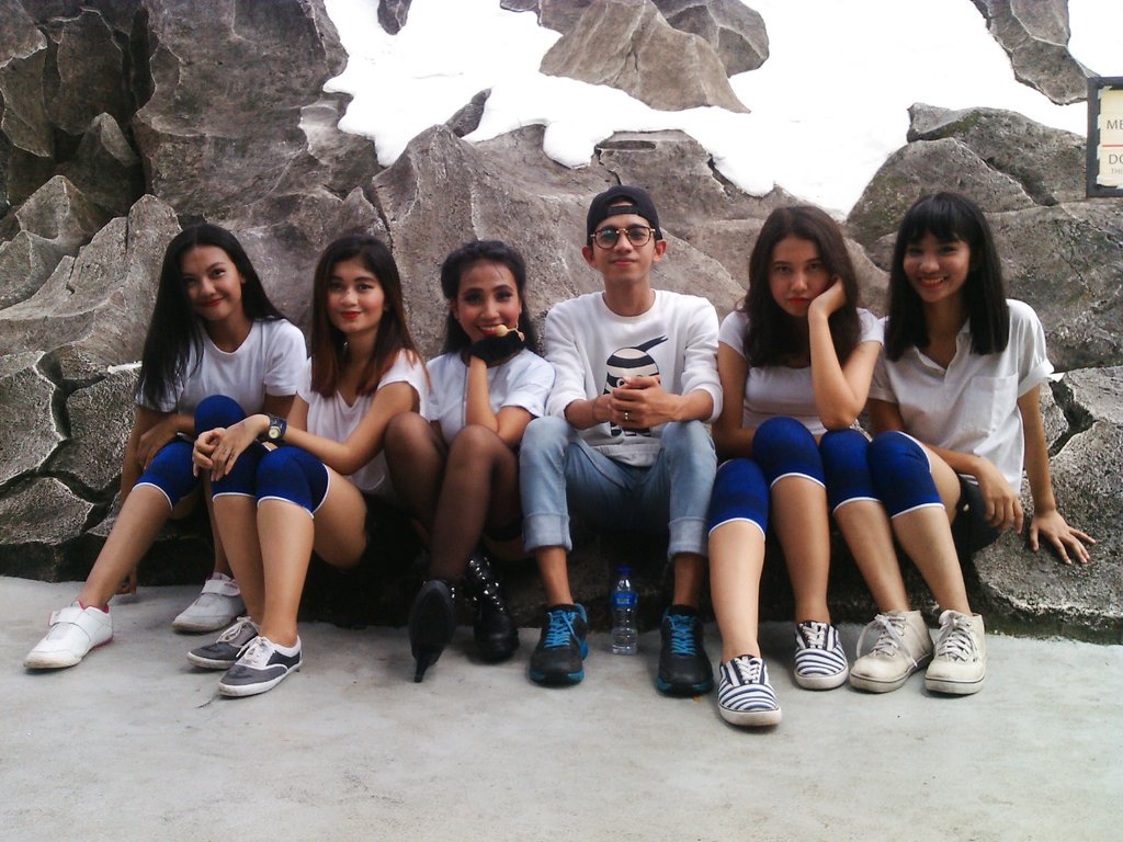 Merhyuna crew at snowbay