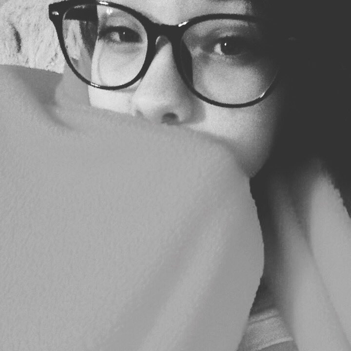 CindyGariepy's tweet photo. Woke up for school --' https://t.co/VAtppnMEPQ