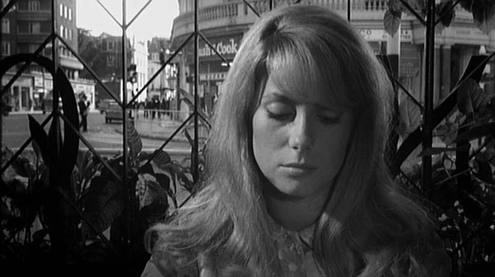 FforFilms's tweet image. REPULSION (1965) Directed by Roman Polanski. It remains one of cinema’s most shocking psychological thrillers.