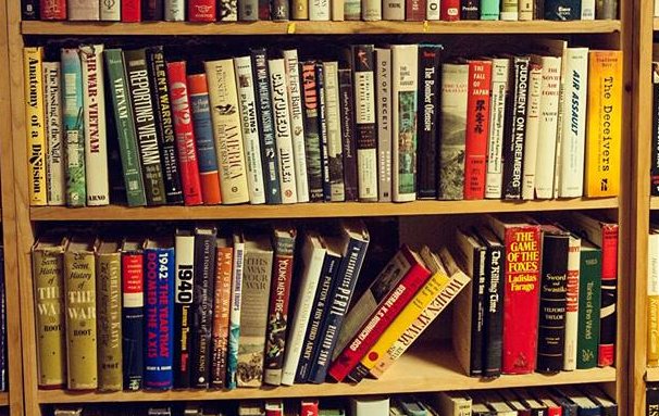 lancasterunlock's tweet photo. hop on Litfest's Lancaster Bookshop Trail this weekend - part of Lancaster's First Fridays  https://t.co/75evogEp1O https://t.co/NG4gWpuum6