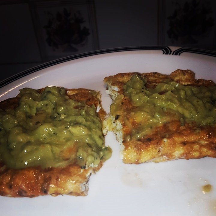 fftakeout's tweet photo. Day3 #freshfitnesschallenge egg omelet with gauc #healthybreakfast #cleaneating #bikinibodyloading https://t.co/XCwjlubvUX
