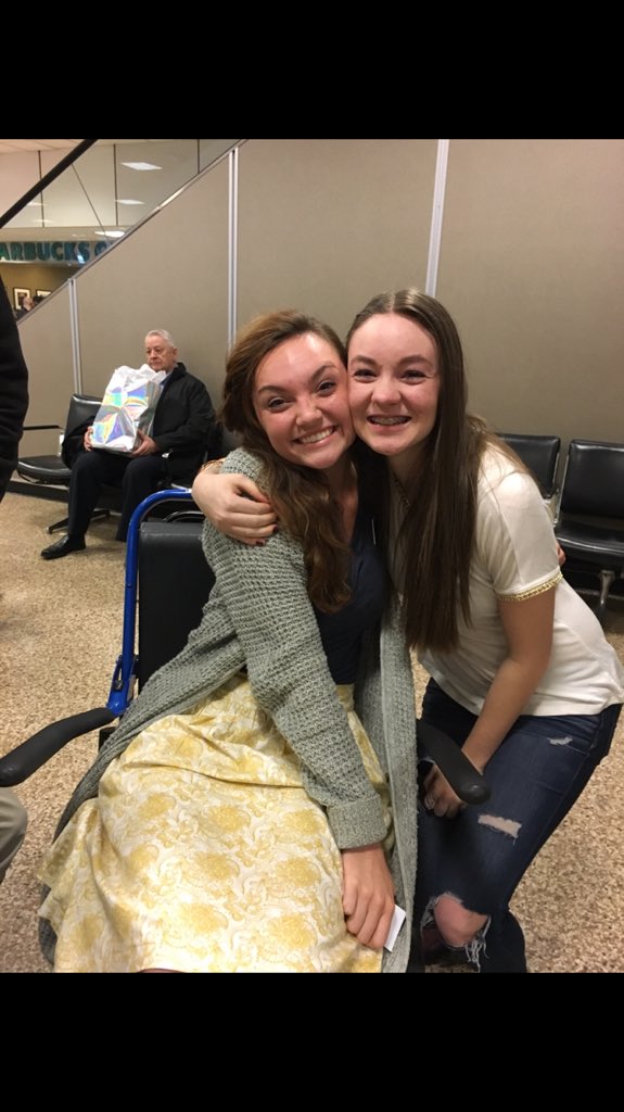 alysonstokess's tweet photo. 18 months was too long to be away from my best friend💖 https://t.co/pfDJouPwsb